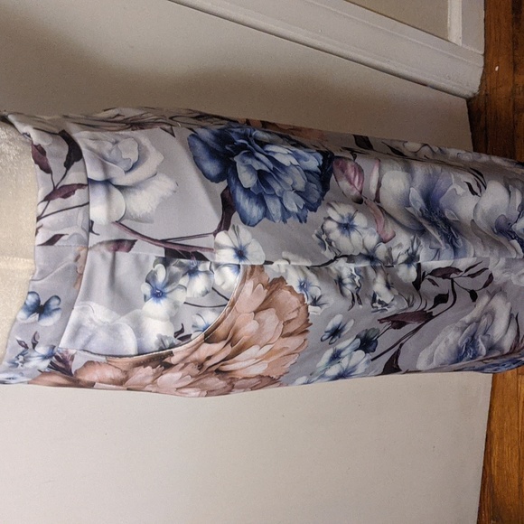 RARE NEW Custom Handmade Pale Blue Peach Purple Floral Pencil Skirt w/ Pockets! - Picture 4 of 9